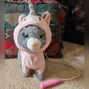 Member's Mark Dancing and Walking Plush Automated Cat *Read Description*